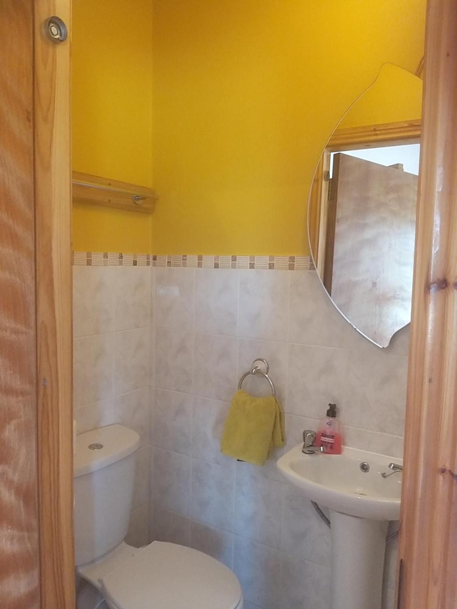 Westhouse Cafe N39 E0A6 Longford Quarto foto